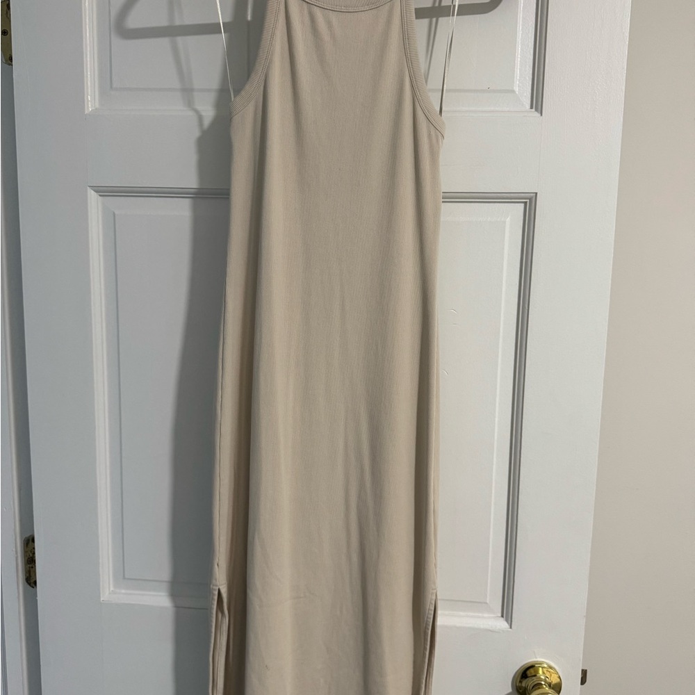 Old Navy Cream Sleeveless Maxi Dress